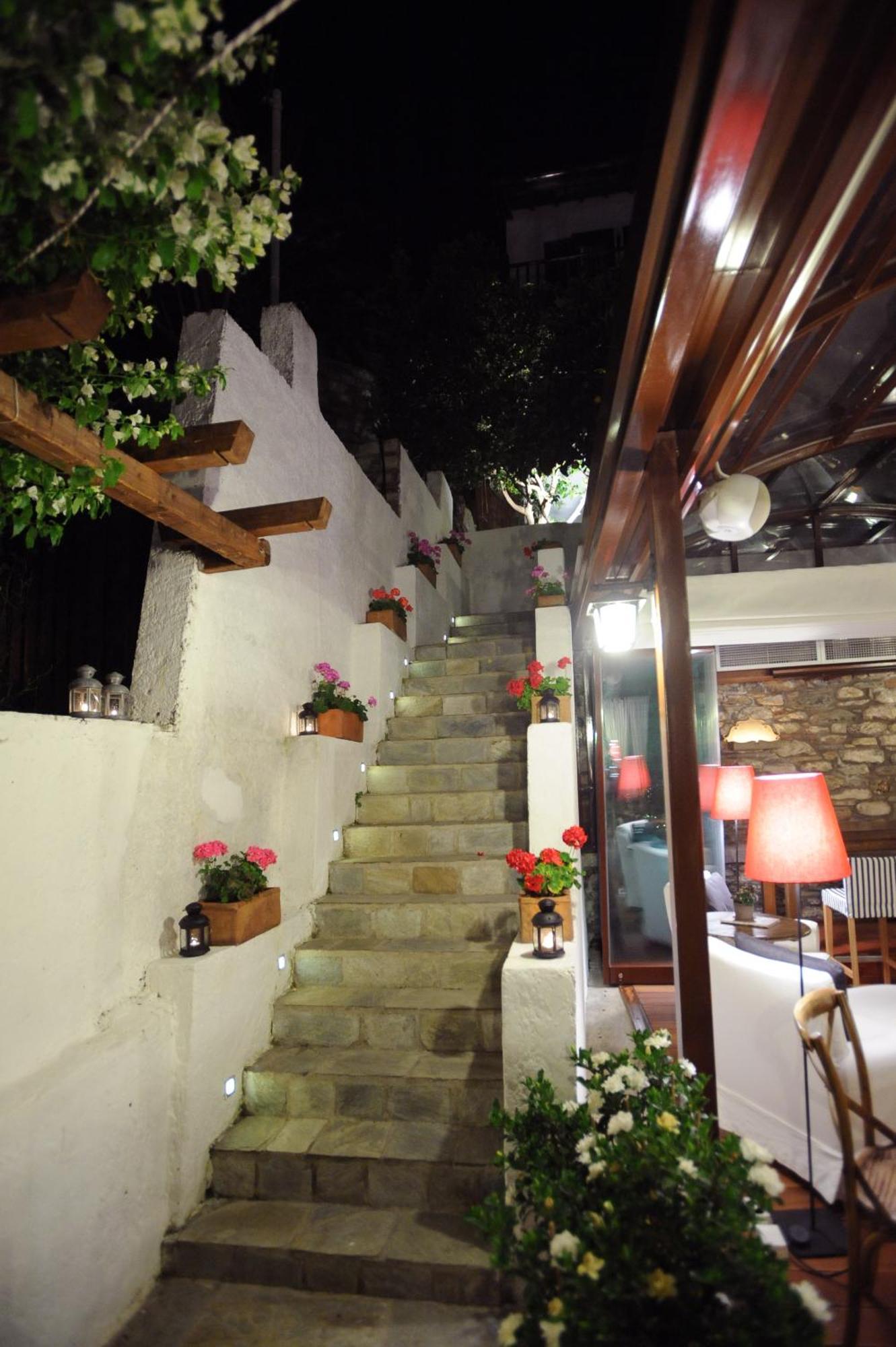 Boutique Hotel Kentrikon & Bungalows Agios Ioannis  Экстерьер фото